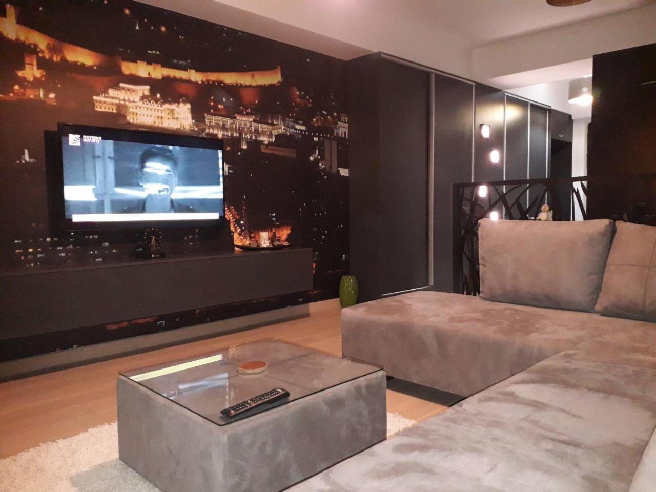 Gabriela & Marjan Luxury Self Check-In Flatiron Apartment Skopje Exterior photo